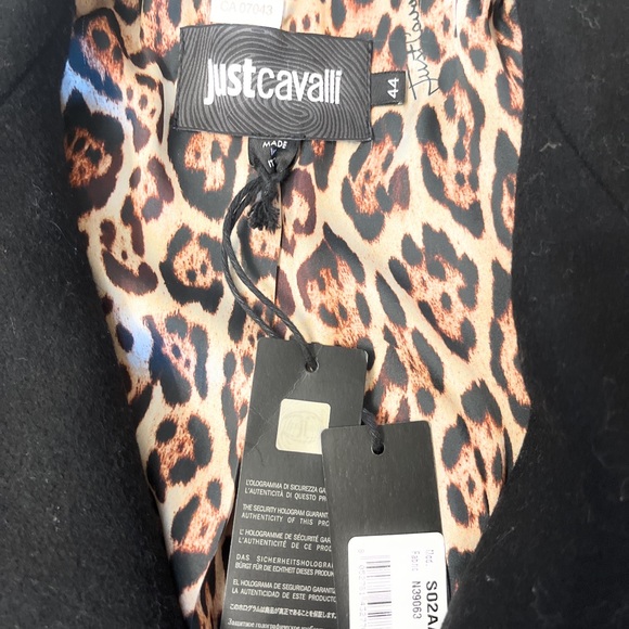 Winter coat Just Cavalli brand new - Picture 3 of 7